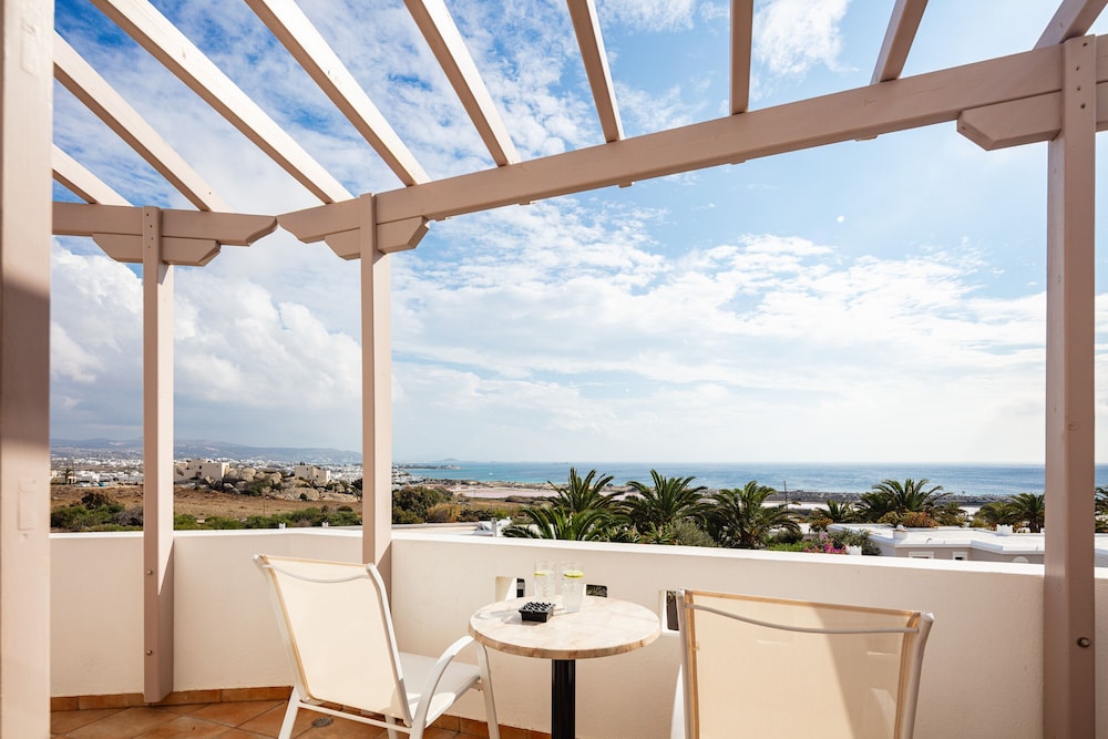 Aegean Quadruple Room with Balcony & Sea View photo 3