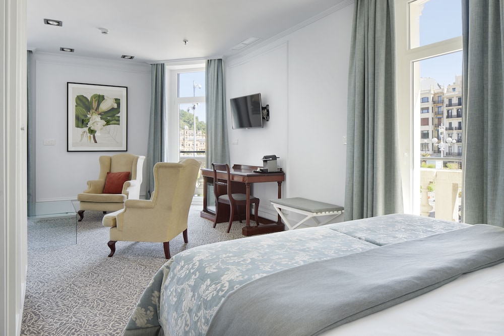 Junior Suite, Balcony, Sea View
