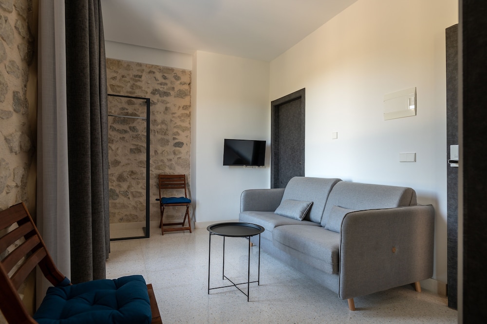 Junior Double Room