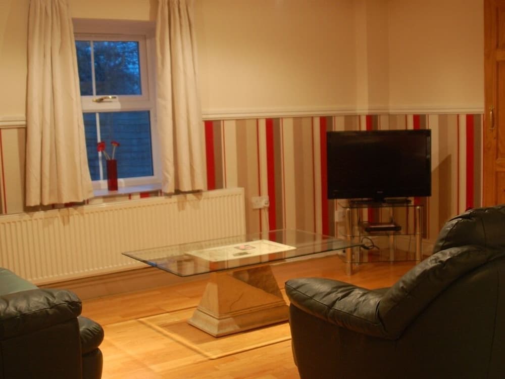 Deluxe Studio, Ensuite photo 3