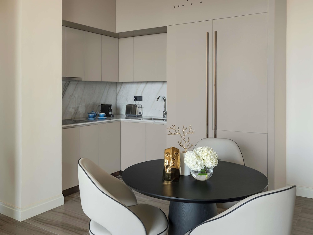 Room, 1 Bedroom, Mobility Accessible, Terrace thumbnail 6