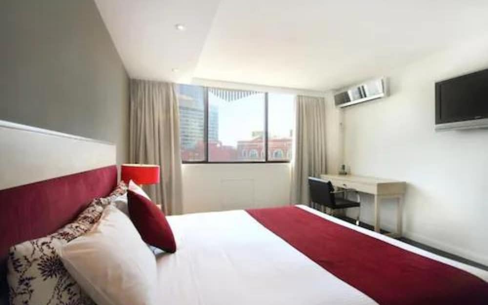 Deluxe Room - Photo 3