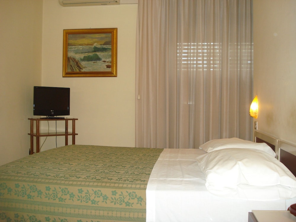 Single Room photo 1
