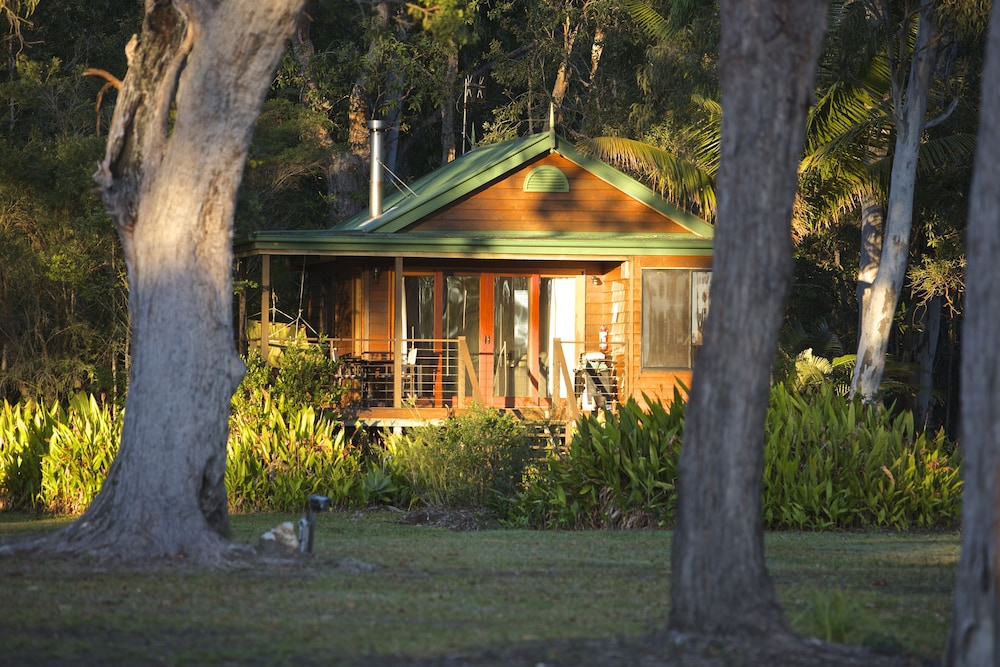 Cottage, 1 Queen Bed, Lake View
