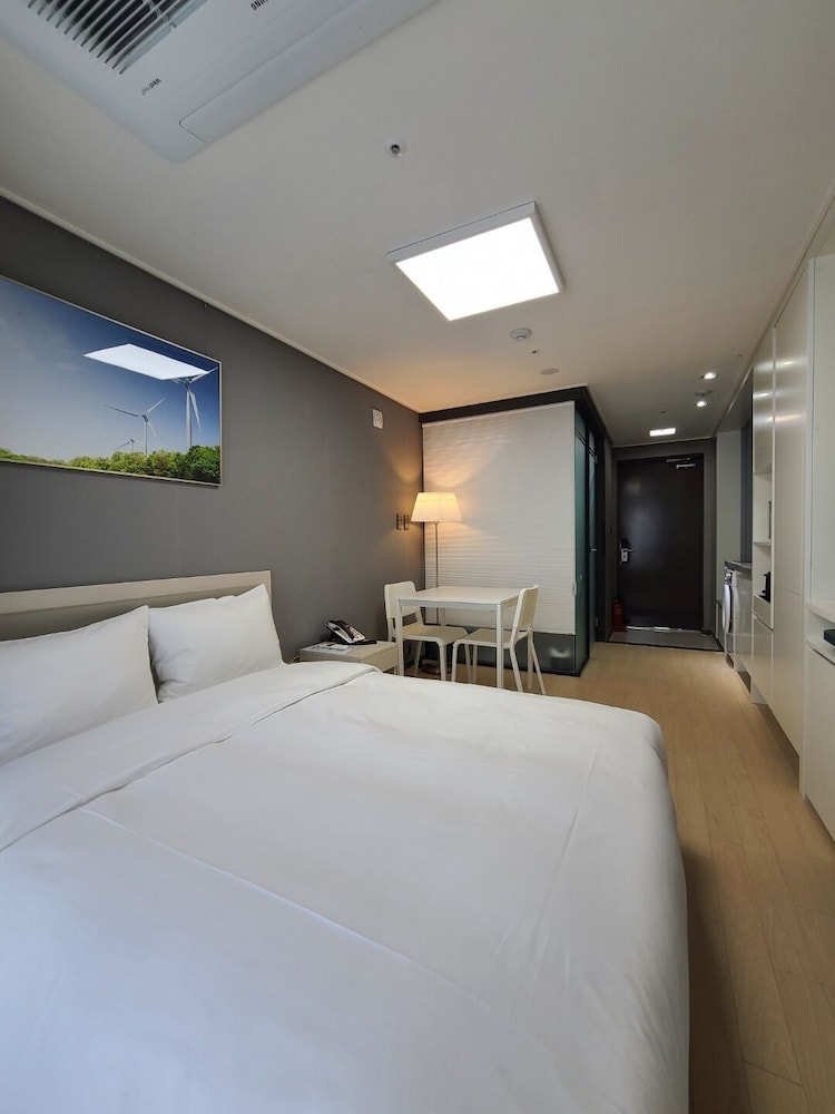 Superior Double Room, 1 Double Bed, Kitchenette, City View