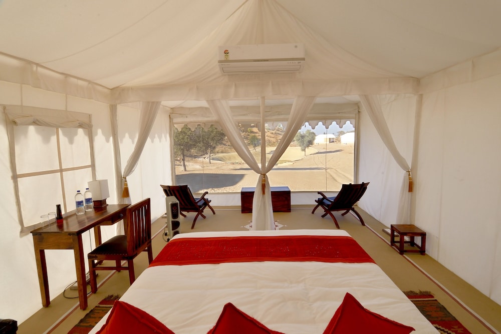 Superior Luxury Tent photo 1