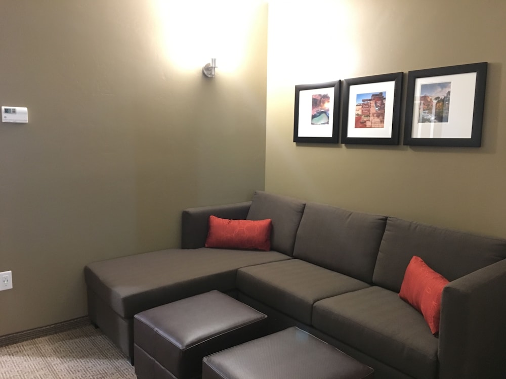 Suite, 1 King Bed with Sofa bed, Non Smoking - Photo 4