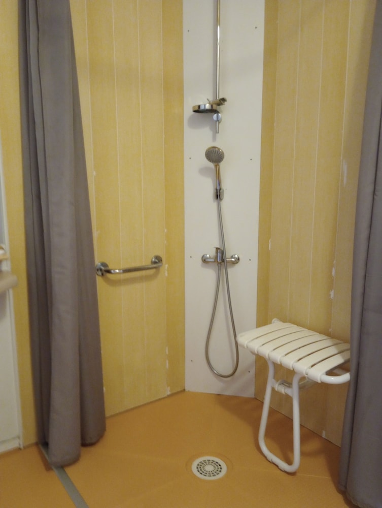 Chalet, Mobility Accessible, Park View photo 3