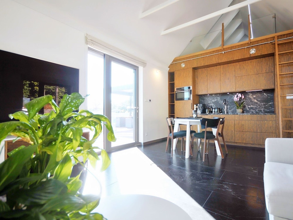 House photo 2