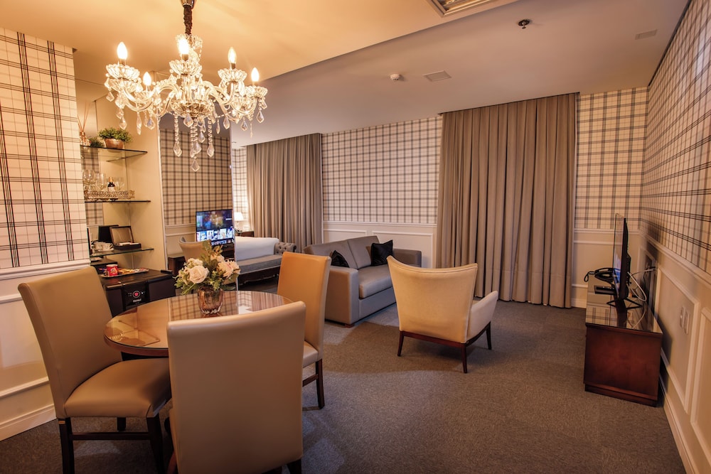 Suite (Charming) - Photo 4