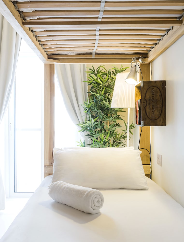 Bed in 4 Bed Dorm Ensuite with View_Superior