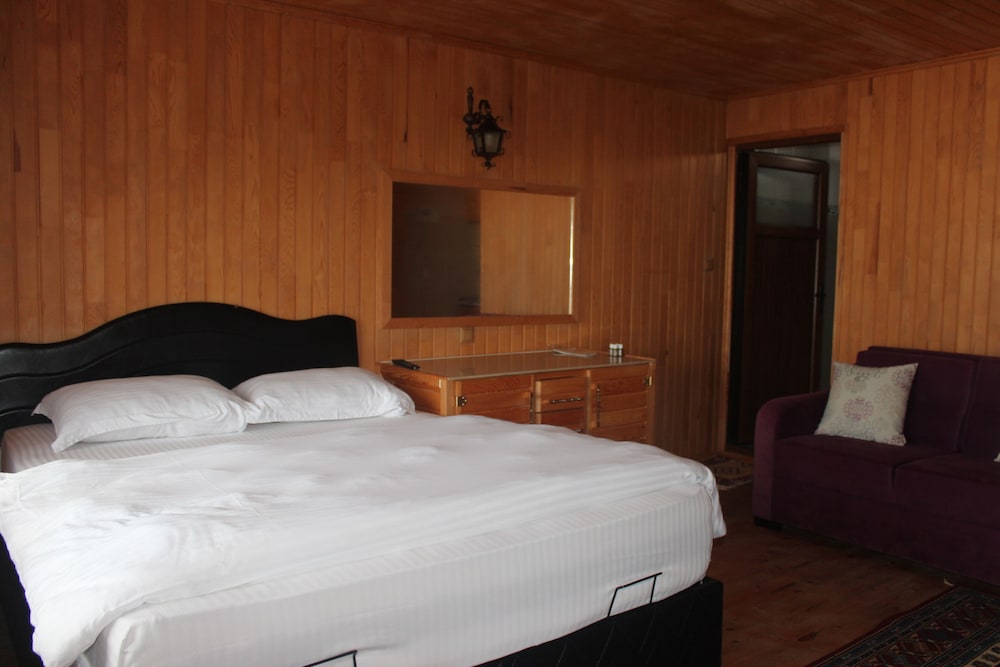Bungalow photo 1