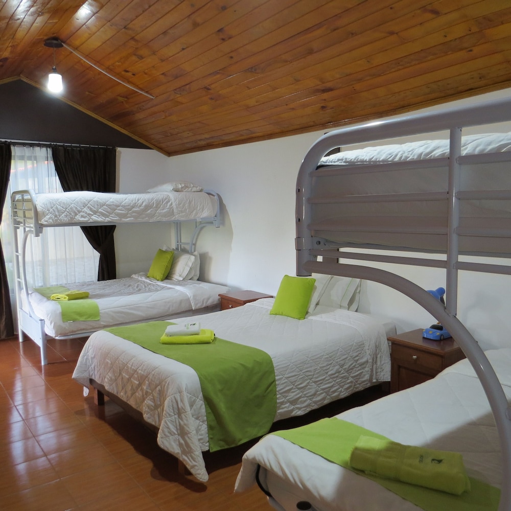 Standard Quadruple Room photo 1