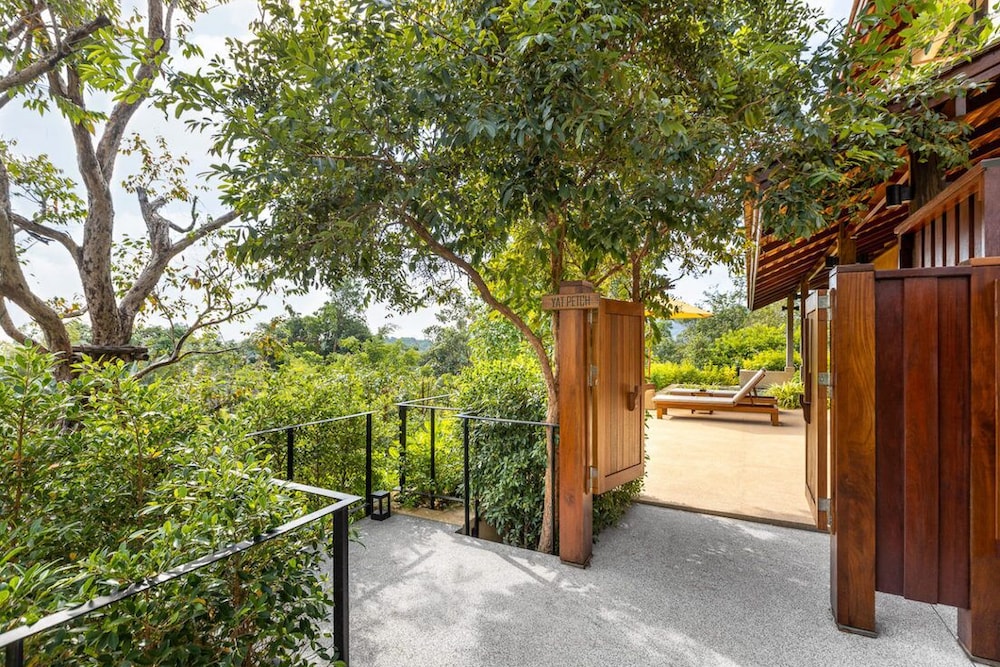 SEAVIEW JACUZZI VILLA-YAT PETCH - Photo 7