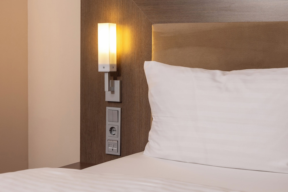 Business Twin Room (Plus) photo 3