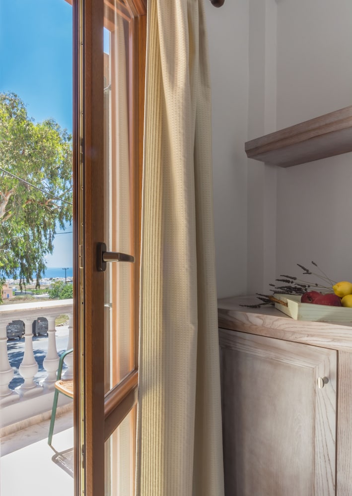 Triple Room - Photo 18