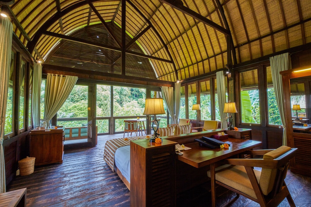 Superior Chalet - Photo 5