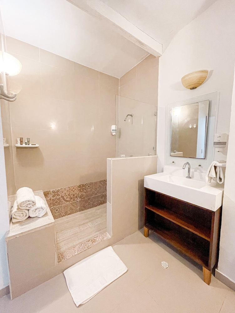 Junior Suite, 2 Bedrooms, Private Bathroom, photo 6