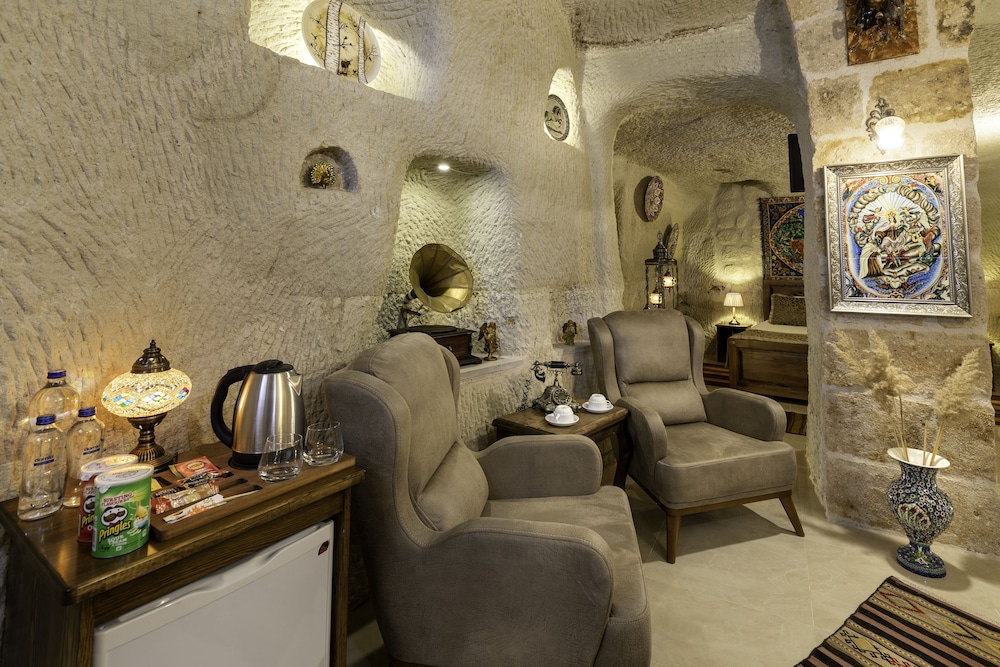 Royal Suite - Photo 10
