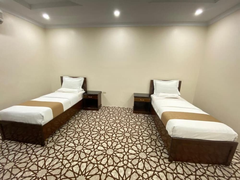 Standard twin room photo 1