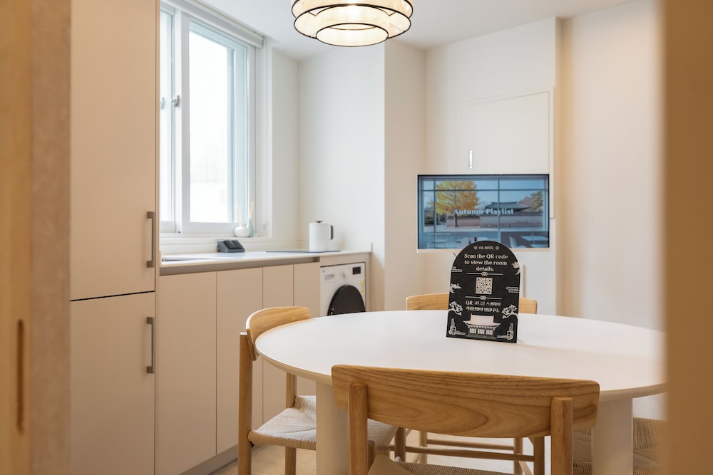 Family Suite, City View