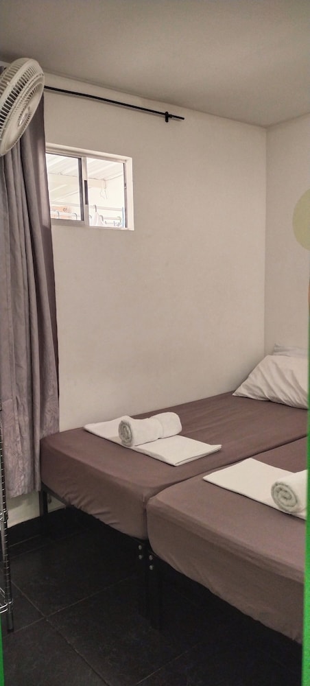 Deluxe Room - Photo 4