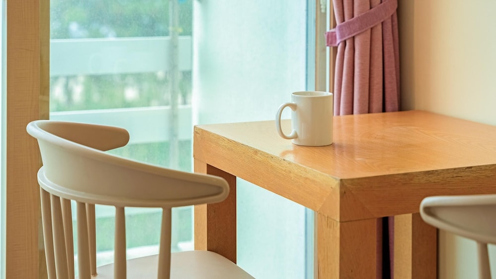 Basic Room, 1 Bedroom (301(Full Ocean View/No cooking)) - Photo 4
