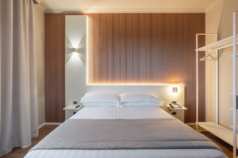 Room, 1 Double Bed, Balcony photo 1