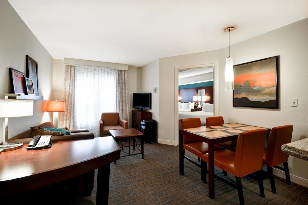Suite, 1 Bedroom (Pure) - Photo 3