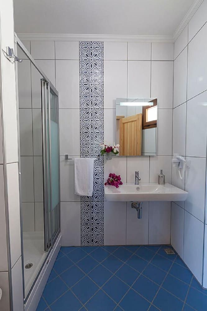 Standard Room, City View photo 2