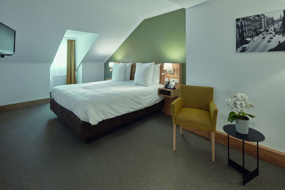 Superior Double Room, 1 Queen Bed photo 2