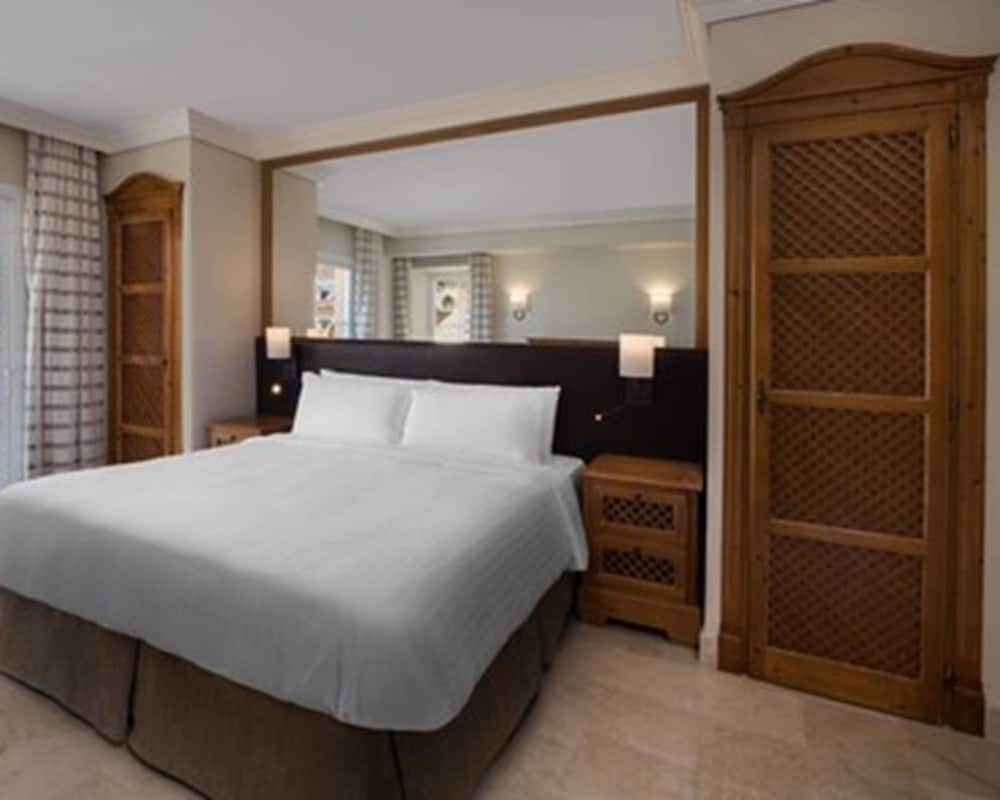Apartment, 1 Bedroom, Balcony - Photo 2