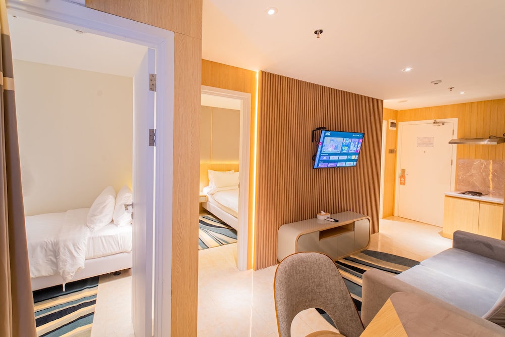 Family Double Room, 2 Bedrooms (Free2Tickets to Marquee on 7pool club) - Photo 3