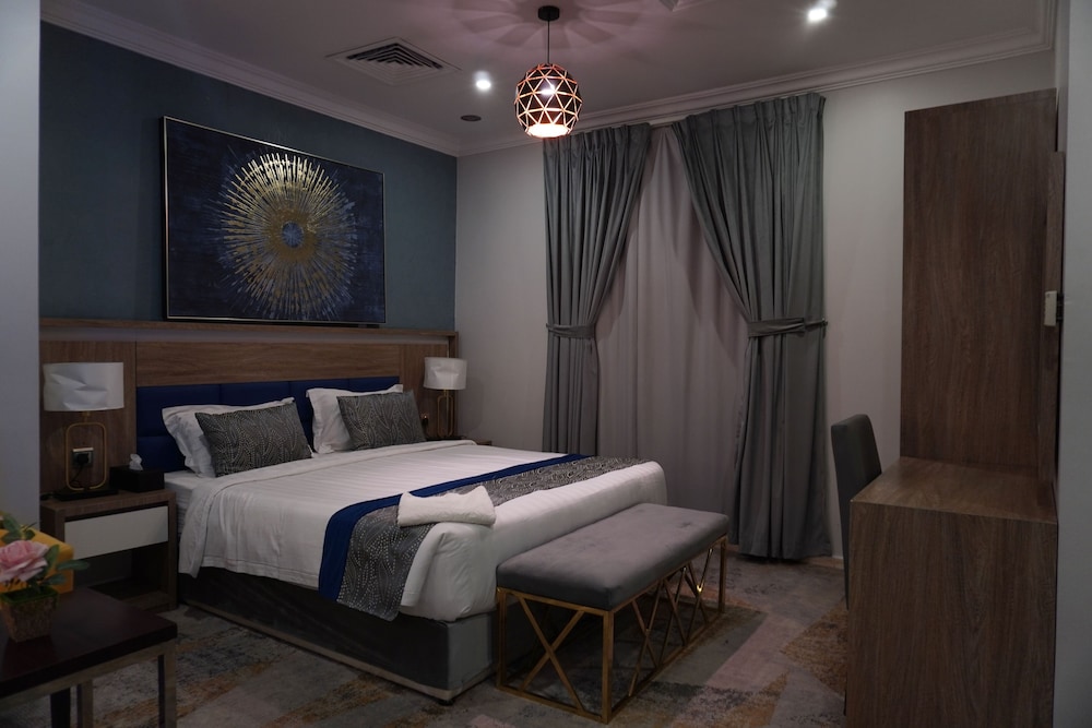 Family Apartment (One-Bedroom Apartment) - Photo 20