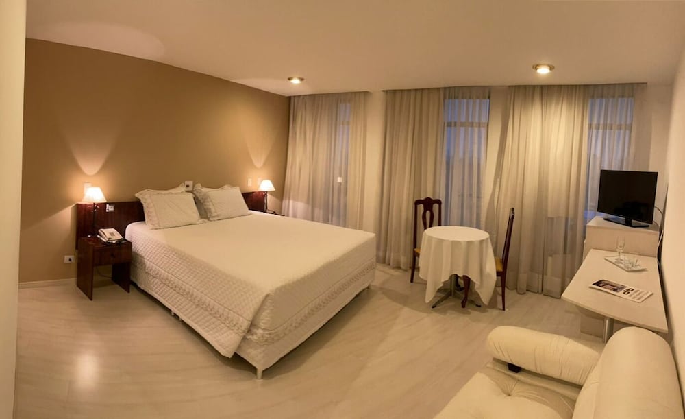 Honeymoon Apartment