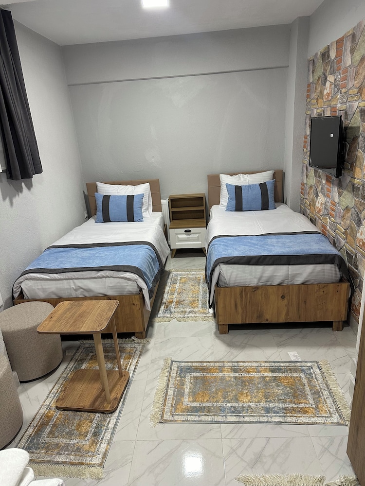 Economy Double or Twin Room photo 1