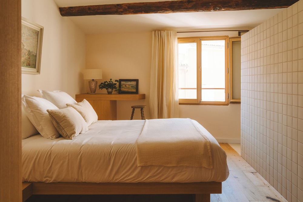 Signature Double Room, City View