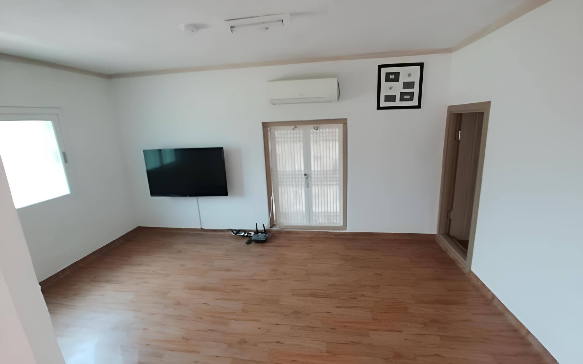 Room (Hometown where I lived (Unshared Hous) photo 3