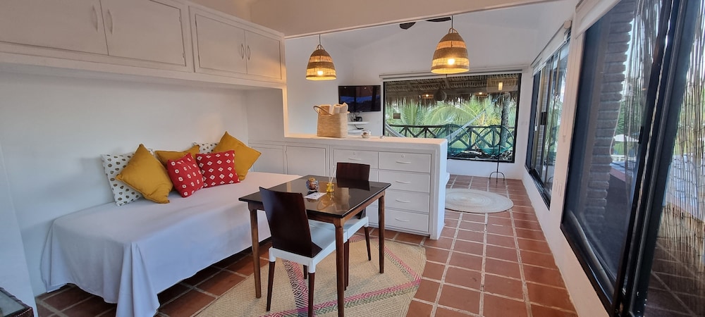 Junior Suite, Ocean View photo 1