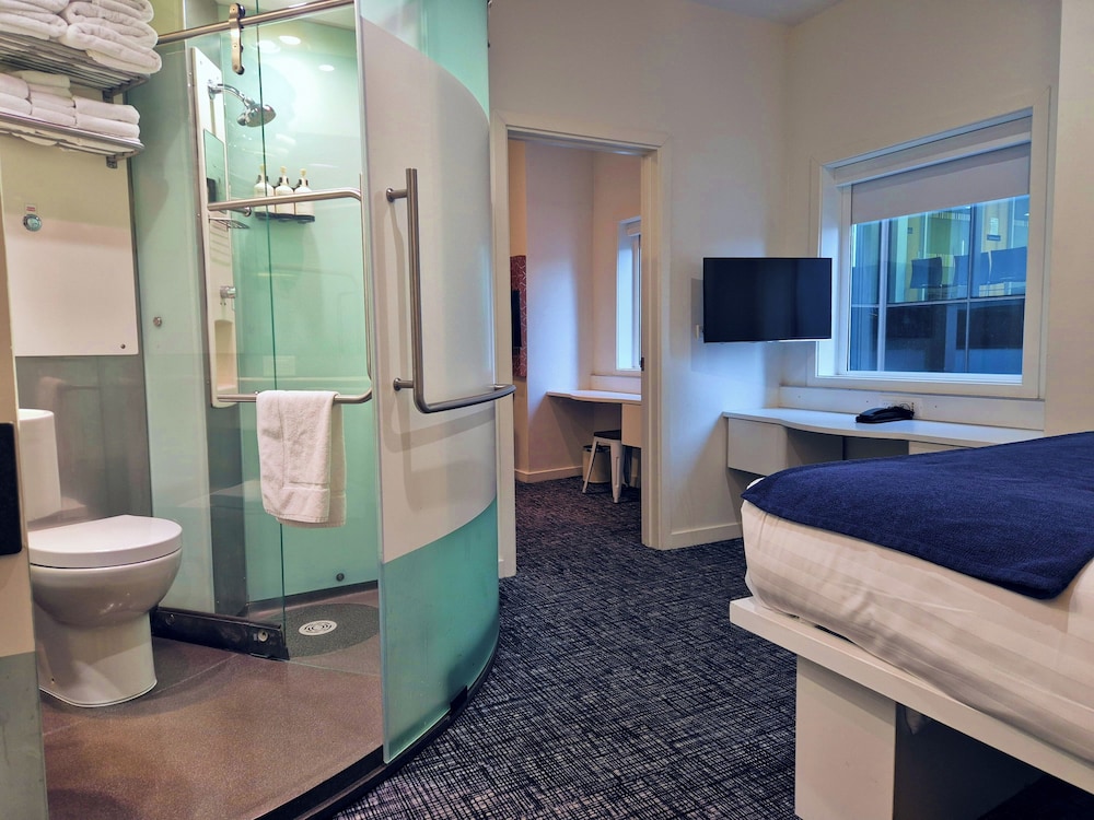 Family Room, Multiple Beds (City Urban)