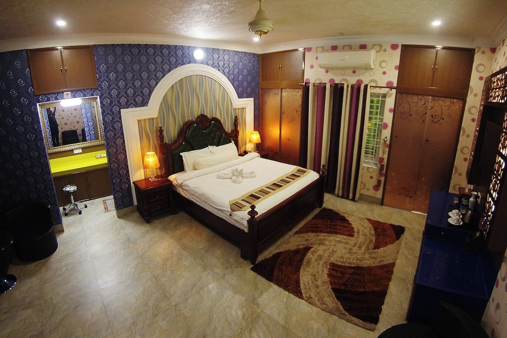 Deluxe Double Room, Balcony, Garden View