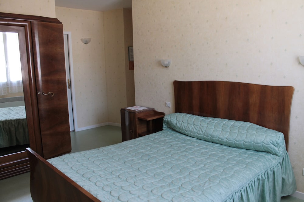 Quadruple Room photo 3