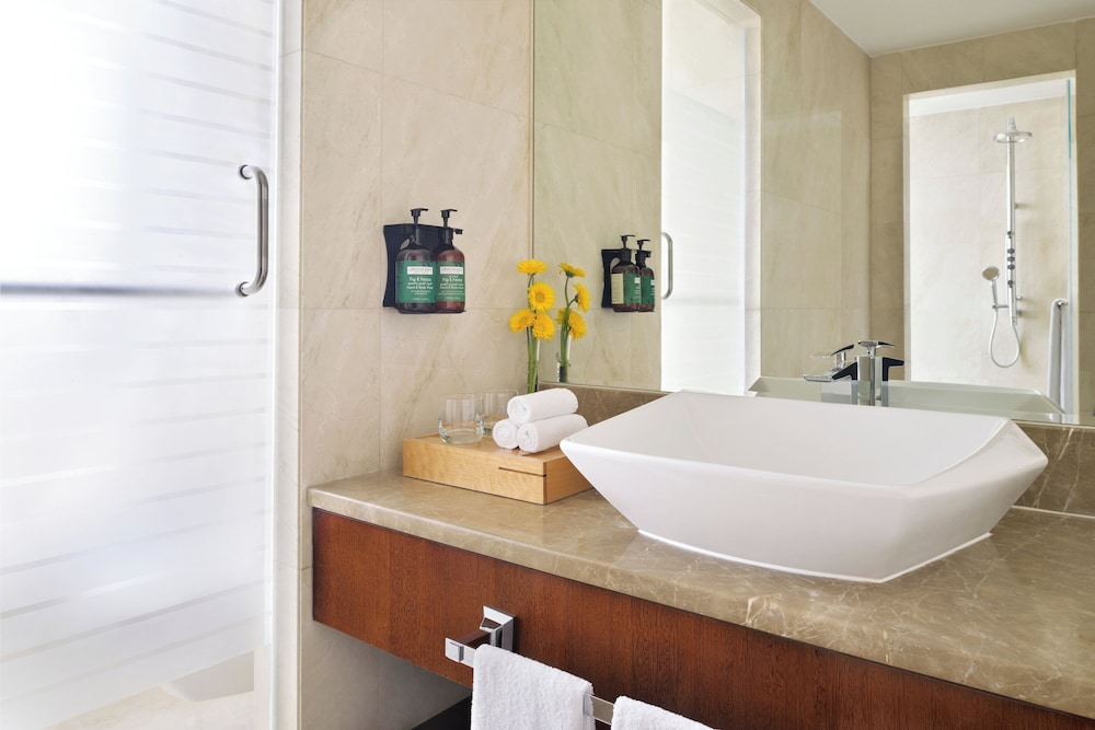 Suite, 2 Bedrooms thumbnail 6