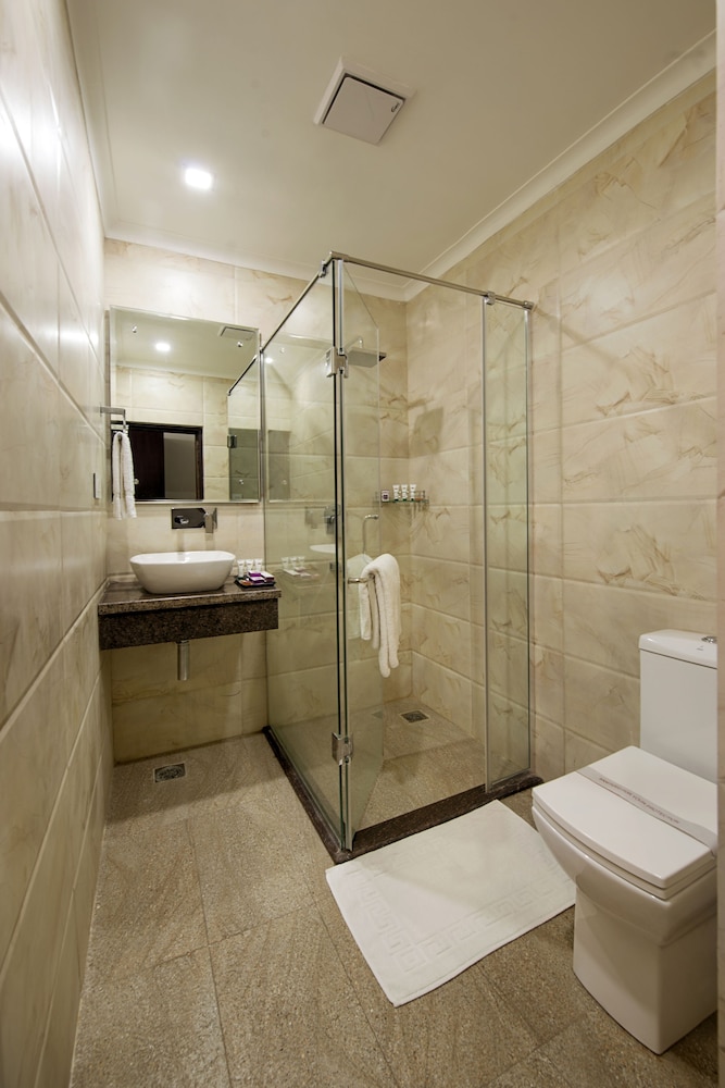 Deluxe Room, 1 Double Bed photo 3