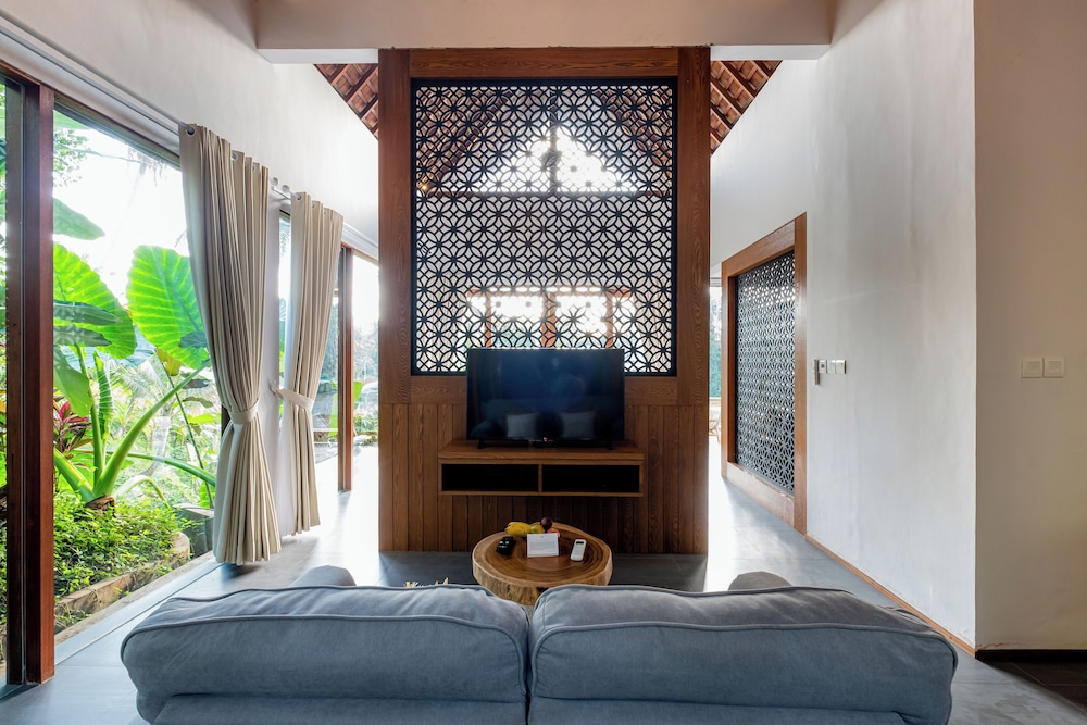 One Bedroom Private Pool Villa with Valley View - Photo 37