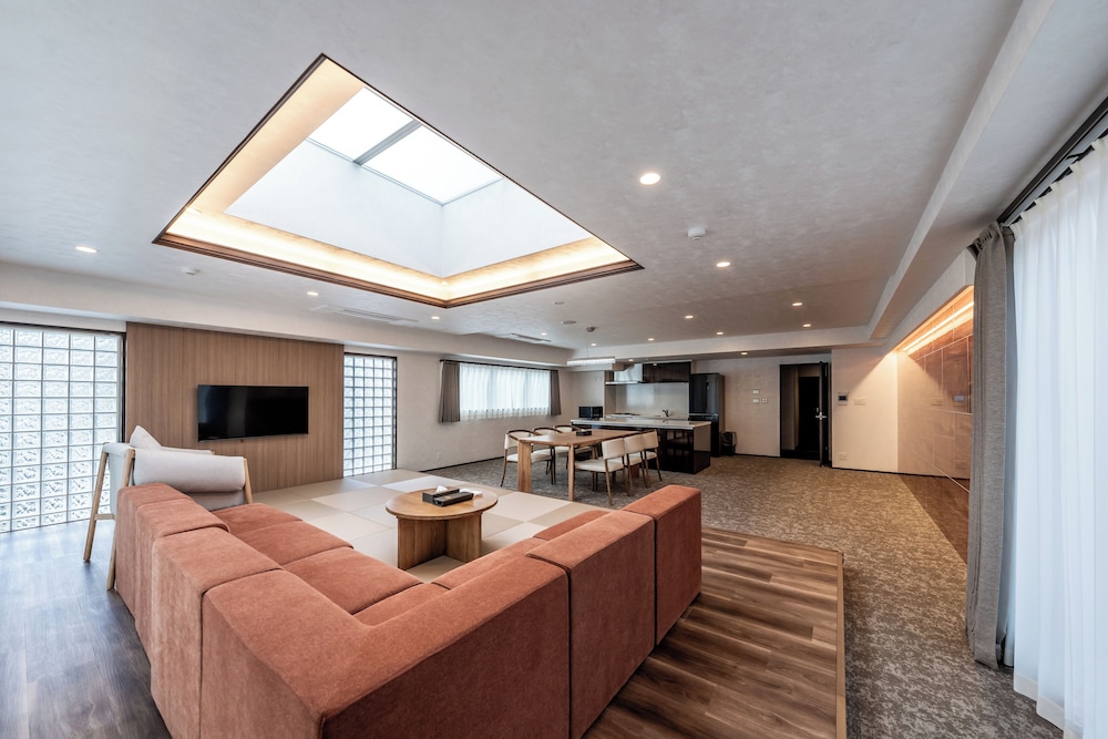 Luxury Suite, Non Smoking, Balcony