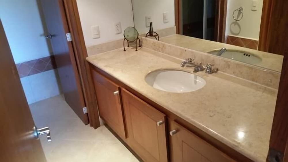 Family Townhome, 3 Bedrooms photo 2