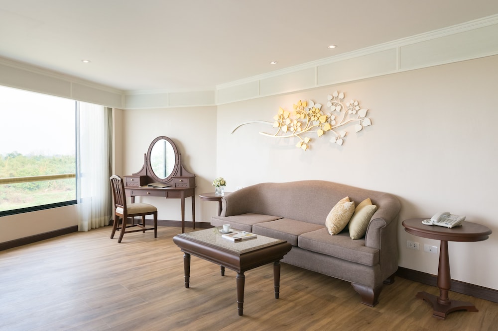 Riverie Suite - Photo 13
