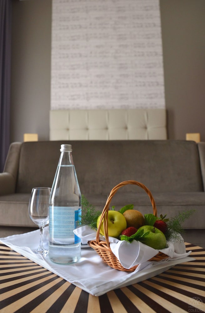 Superior Suite - Photo 3