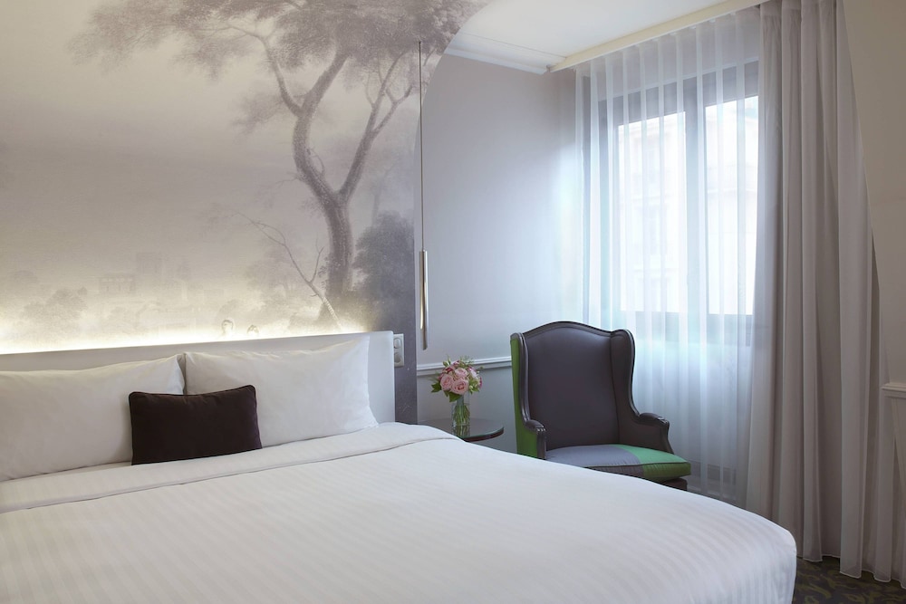 Room, 1 King Bed photo 1